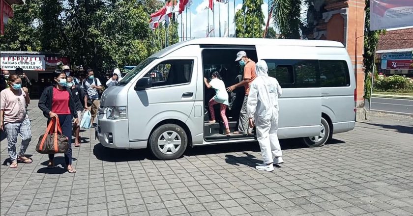 Ratusan Masyarakat Buleleng Dievakuasi ke Tempat Isolasi Terpusat