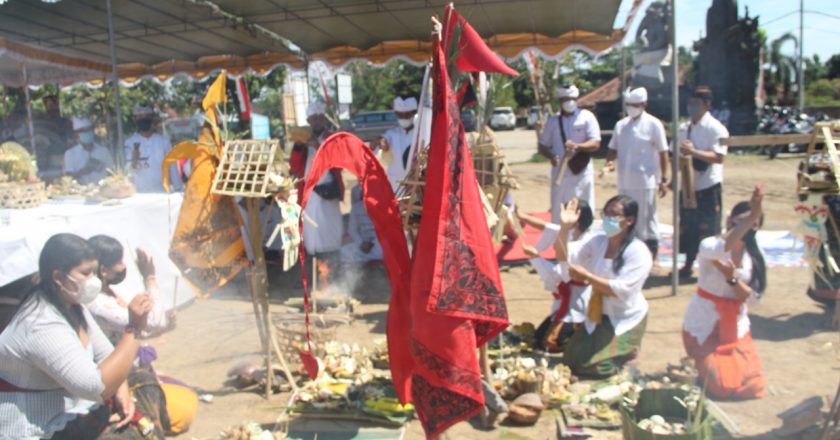 Pura Agung Mpu Kuturan Mulai Dibangun