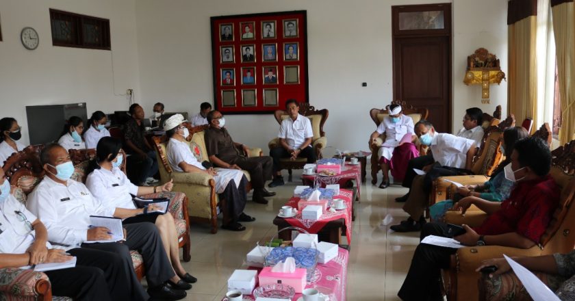 Tutupi Defisit, Pemkab dan Dewan Buleleng Sepakat Potong Honor Kontrak dan TPP Kisaran 20 Persen