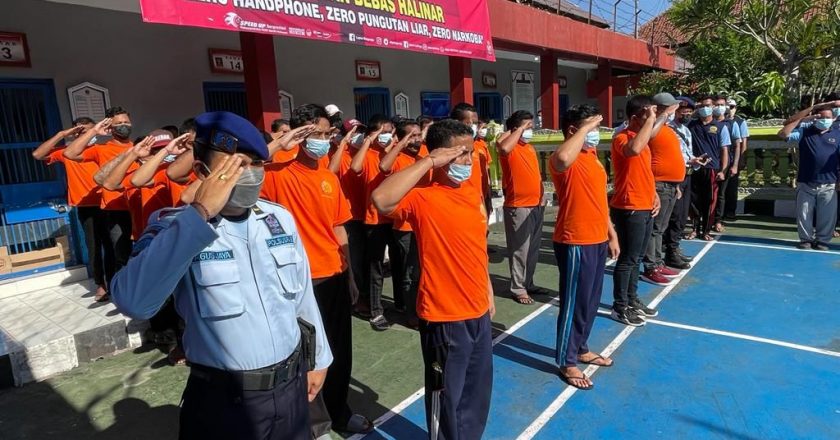Deklarasi HALINAR, Lapas Singaraja Pasang Wartel dan Perangkat Video Call