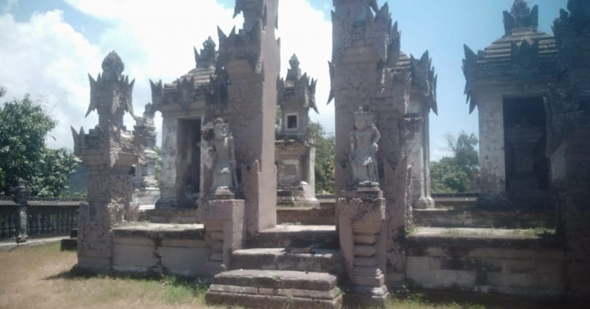 Pura Alas Agung Salah Satu Tonggak Sejarah Desa Kawista