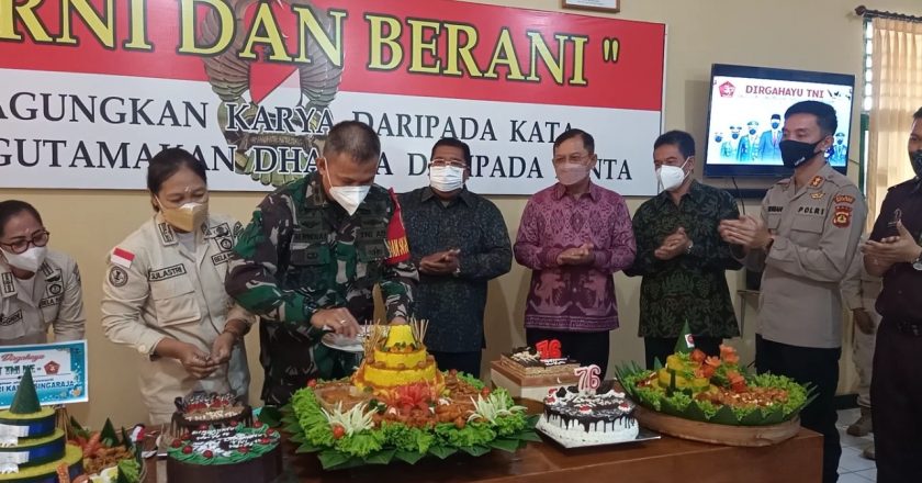 Hut ke 76, TNI Dituntut Bersinergi Dalam Pemulihan Dampak Covid-19
