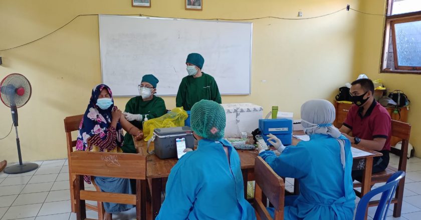 Gelar Vaksinasi, Muhammadiyah Buleleng Siapkan 500 Dosis Sinovac dan Astrazeneca