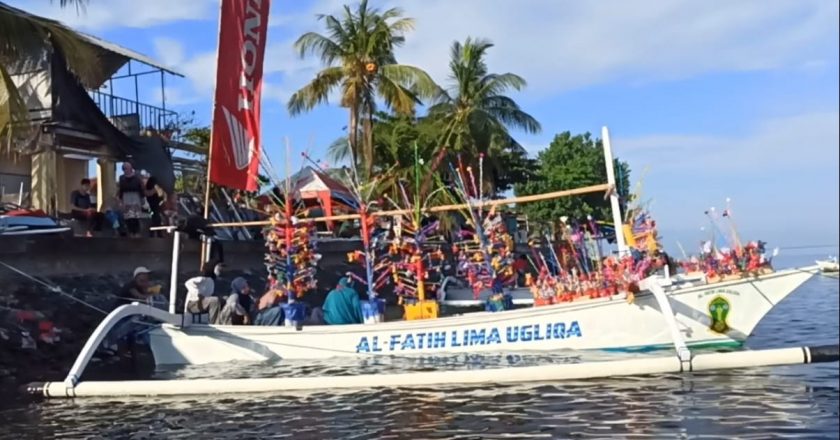 Meriahkan Maulid Nabi, Warga Kampung Bugis Suguhkan Atraksi Sokok Taluh