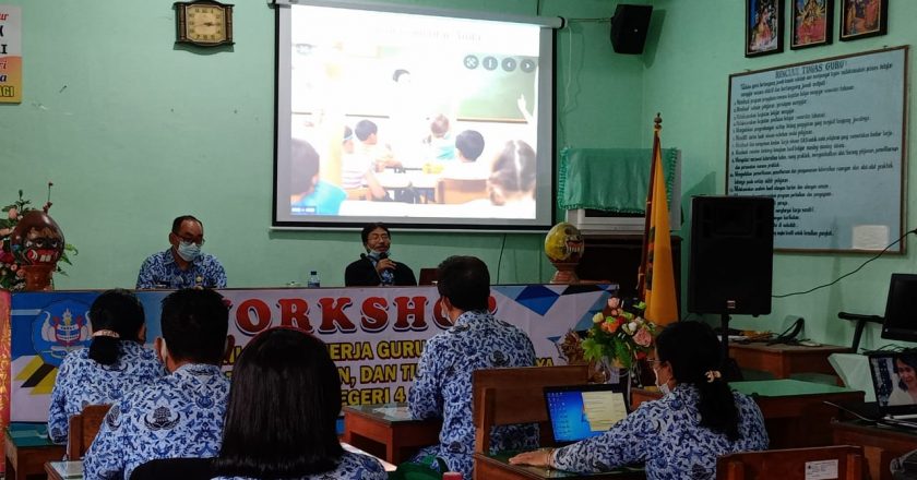 PKG Libatkan Masyarakat, Guru Dituntut Harus Terbuka dan Jalin Komunikasi