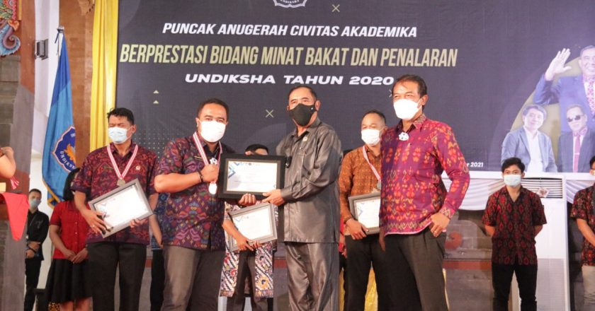 Undiksha Motivasi Dosen dan Mahasiswa, Tingkatkan Prestasi Ajang Internasional