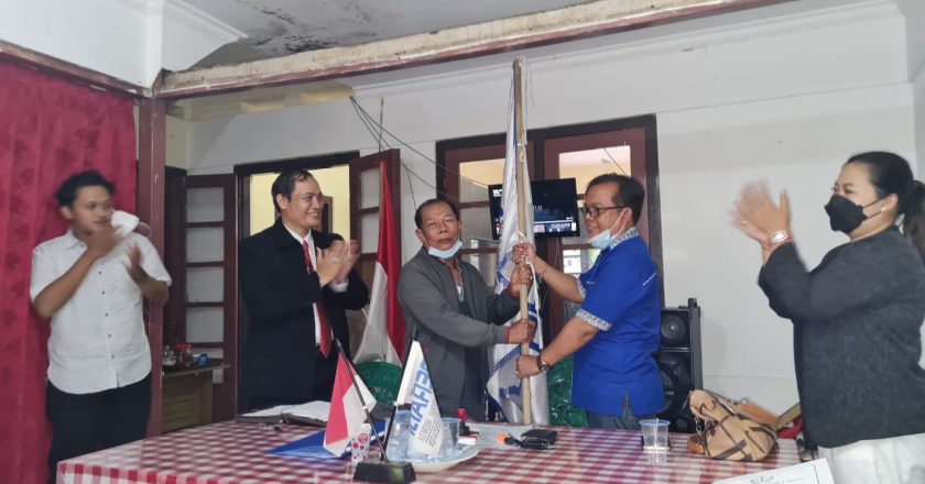 Sulana Gantikan Harja Kendalikan Peradi Singaraja