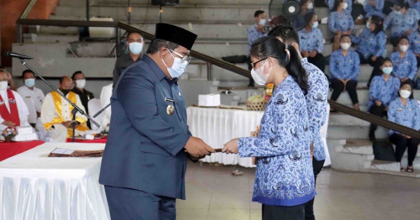 Ratusan CPNS Di Buleleng Terima Surat Keputusan