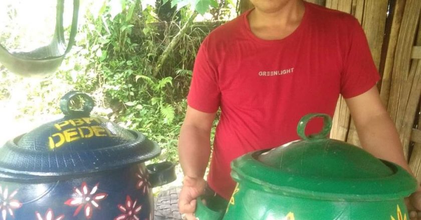 Kreatif, Pemuda Pedawa Sulap Ban Bekas menjadi Kerajinan