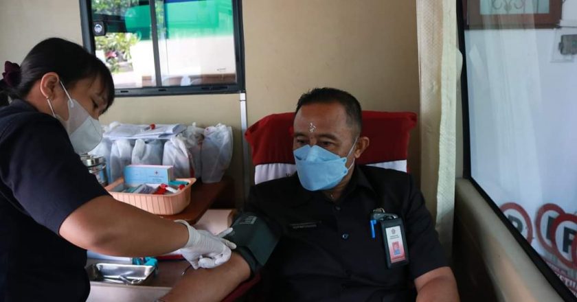Tambah Stok Darah PMI, DPRD Buleleng Gelar Donor Darah