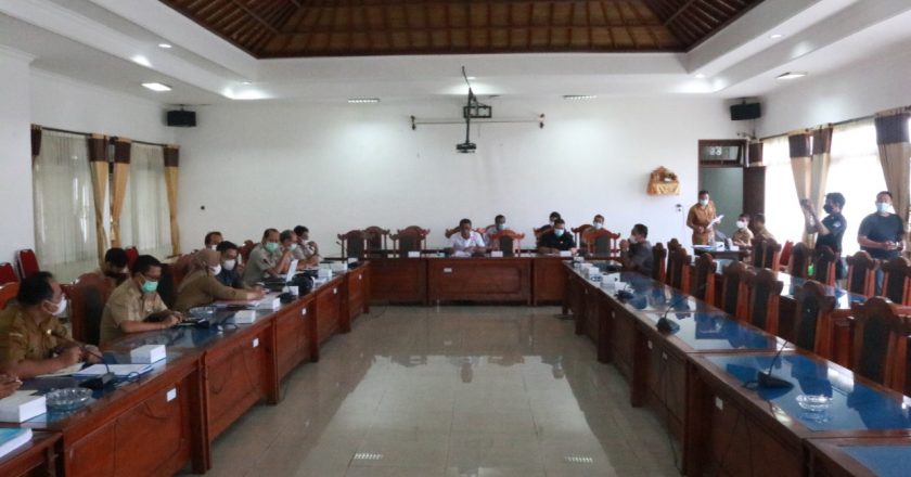 Bapemperda DPRD Buleleng Gelar Evaluasi Perda PLP2B