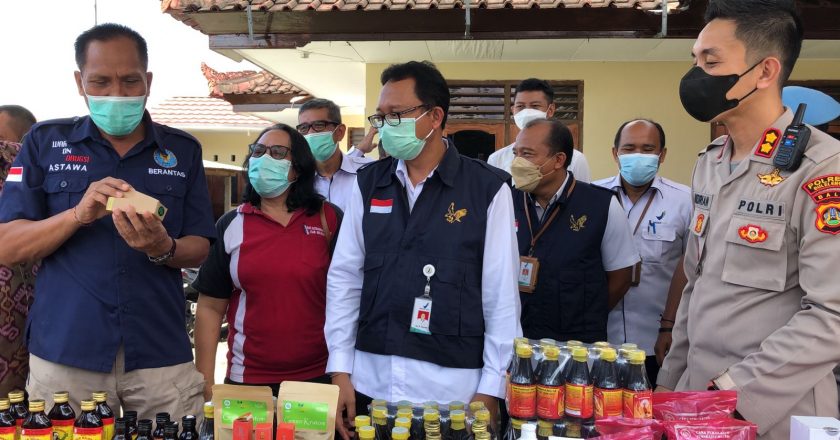 Loka Pom Buleleng Musnahkan Obat dan Makanan Bernilai Puluhan Juta
