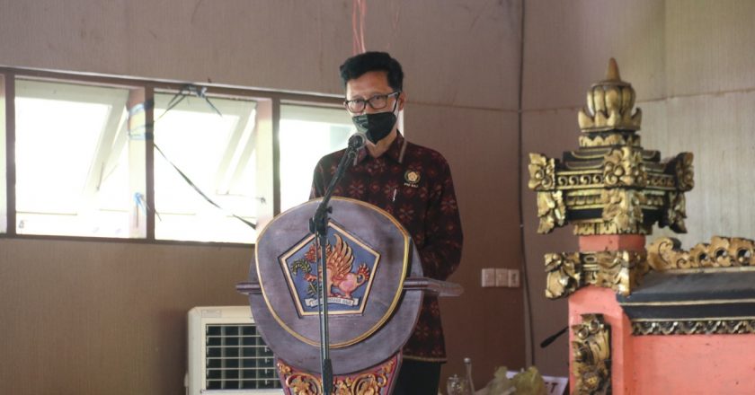 Ketua PWI Bali Dwikora Harap PWI Buleleng Segera Tingkatkan Kompetensi Wartawan