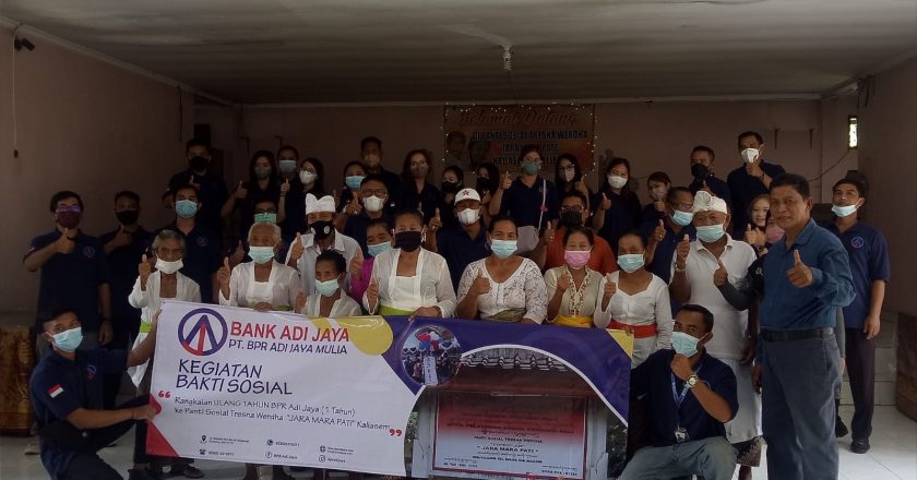 HUT Pertama BPR Adi Jaya Mulia Berbagi Kasih Dengan Lansia