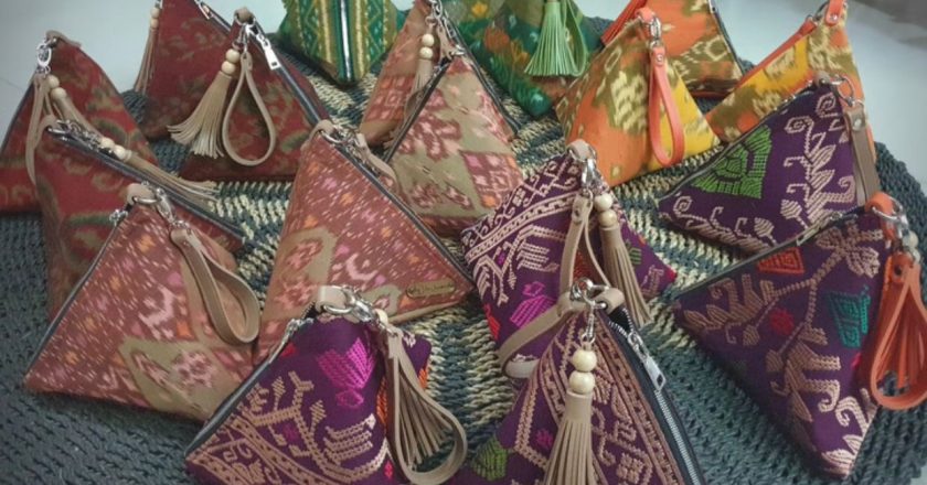 Dina Widiawan Sukses Dari Membuat Tas Kekinian