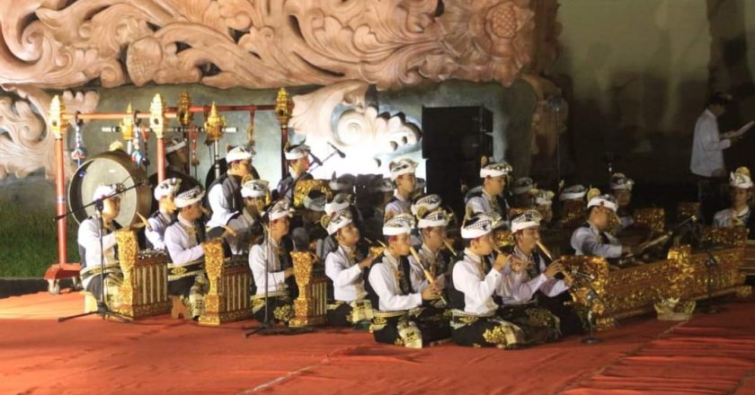 Alumni SMK N 1 Singaraja Ikuti Pagelaran Pekan Apresiasi Seni 