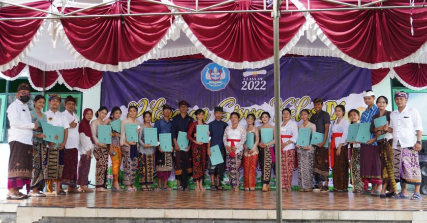 Spenfour Gelar Pelepasan Siswa Siswi Kelas IX  