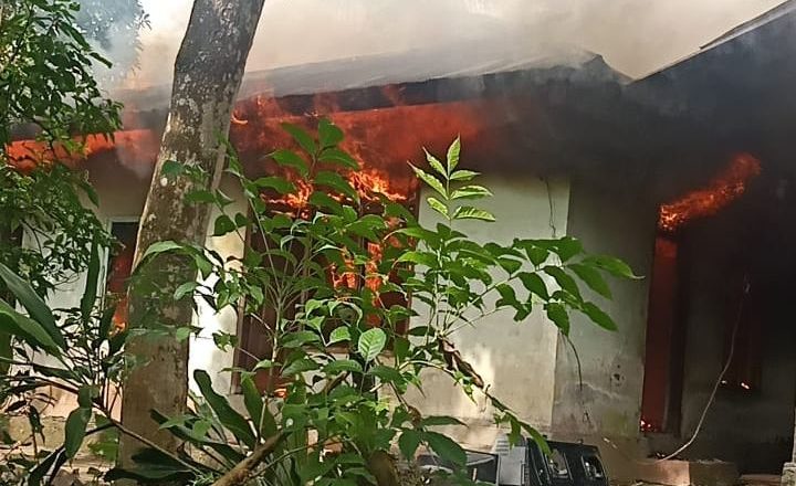 Sengketa Lahan di Tejakula, Satu Rumah Dibakar