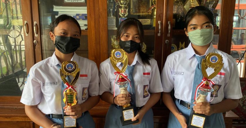 Smantiara Raih Tiga Juara dalam Lomba Senam Pramuka Tingkat Nasional