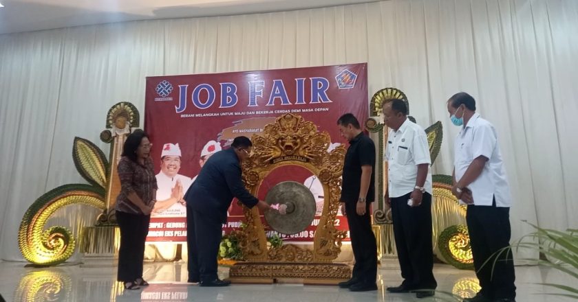 <strong>Job Fair Diharapkan Mampu Hasilkan Tenaga Kerja Berdaya Saing</strong>