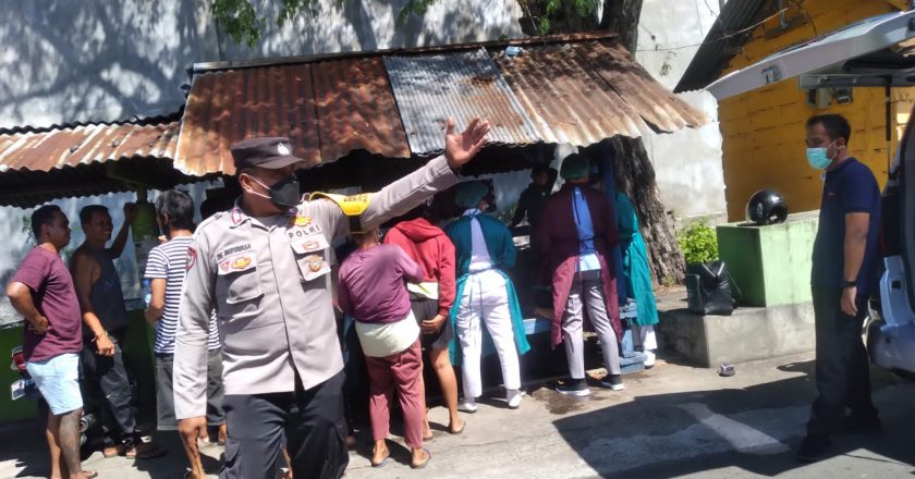 Warga Anturan Melahirkan Di Pos Ojek