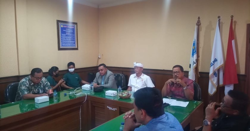 <strong>Secara Aklamasi, Ketut Suweca Kembali Nahkodai Perkemi Buleleng</strong>