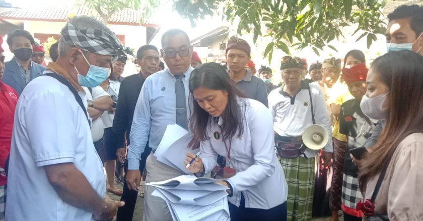 PN Singaraja Lakukan Pemeriksaan Setempat Gugatan Tanah Desa Adat Buleleng