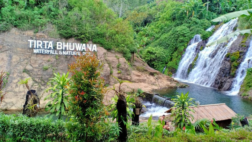 Eksotisme dan Keindahan Alam Air Terjun Tirta Bhuwana
