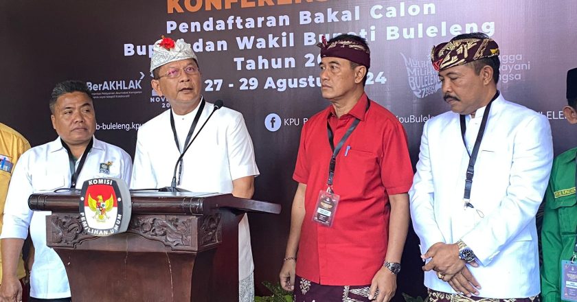 JOSS24 Perkenalkan Program “Mesadu” Usai Pendaftaran Paslon di KPU Buleleng