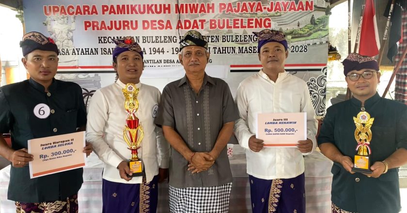 Desa Adat Buleleng Sabet Dua Juara di Lomba Dharma Gita