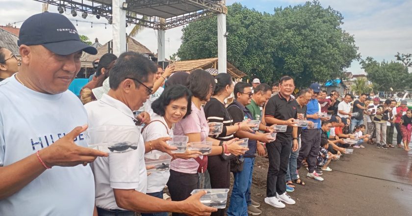 Dari Jaje Laklak Sampai Tari Barong Ramaikan “Sunday Market”