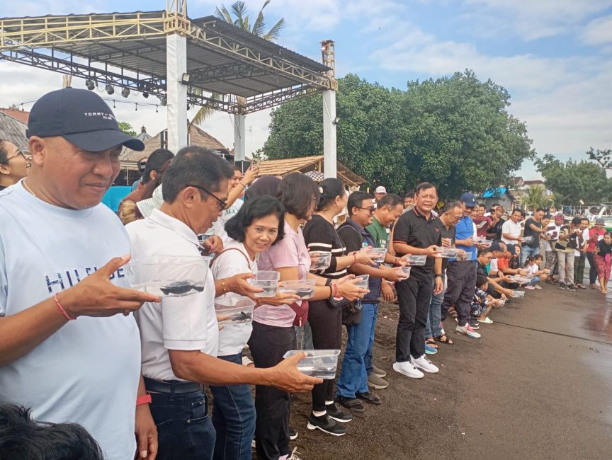 Dari Jaje Laklak Sampai Tari Barong Ramaikan “Sunday Market”