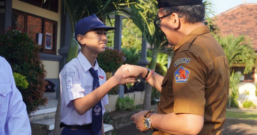 SMP Negeri 8 Singaraja Loloskan Siswa ke Olimpiade Matematika Tingkat Nasional