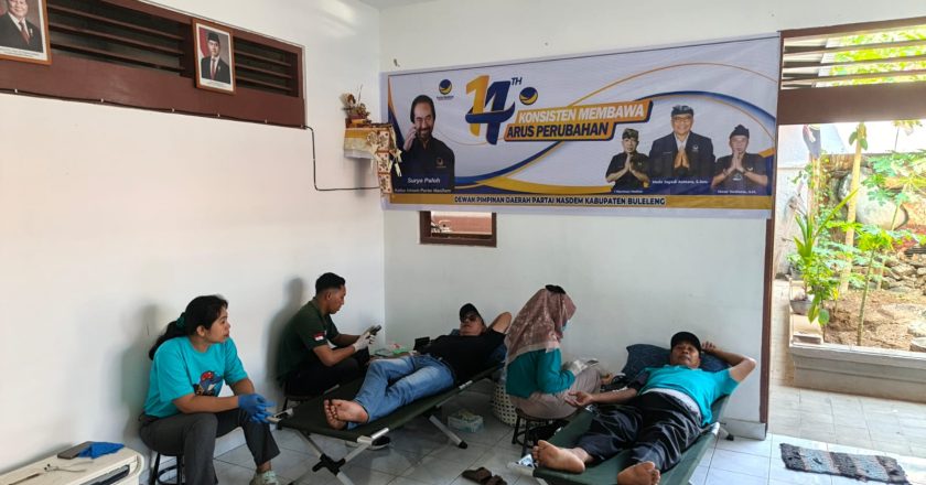 Sambut HUT ke-14, NasDem Buleleng Gelar Donor Darah dan Pemeriksaan Kesehatan Gratis