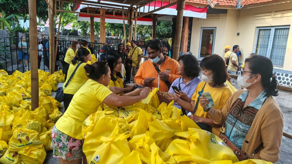 HUT ke-61, DPD Golkar Buleleng Gelar Pasar Murah hingga Donor Darah