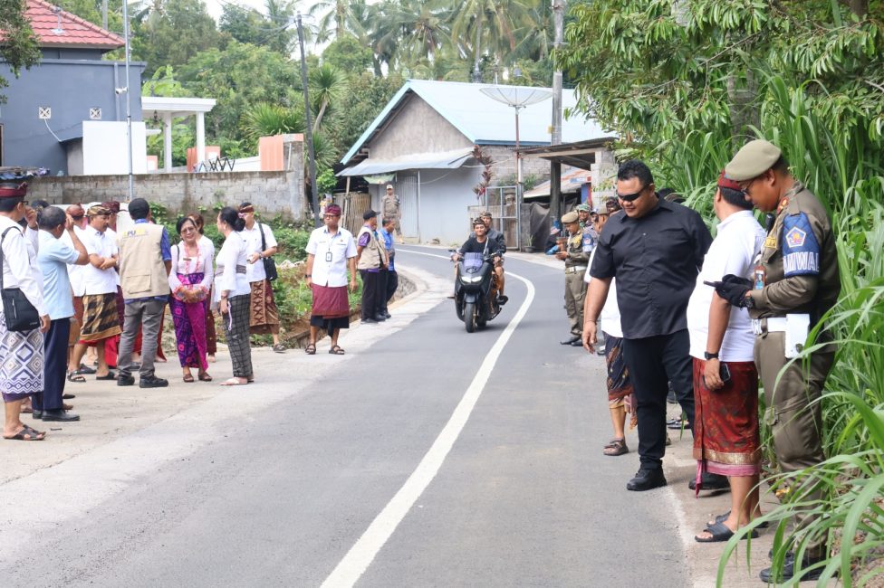 Tak Tersentuh Puluhan Tahun, Jalan dan Fasilistas Pendidikan Di Kubutambahan DiPermak