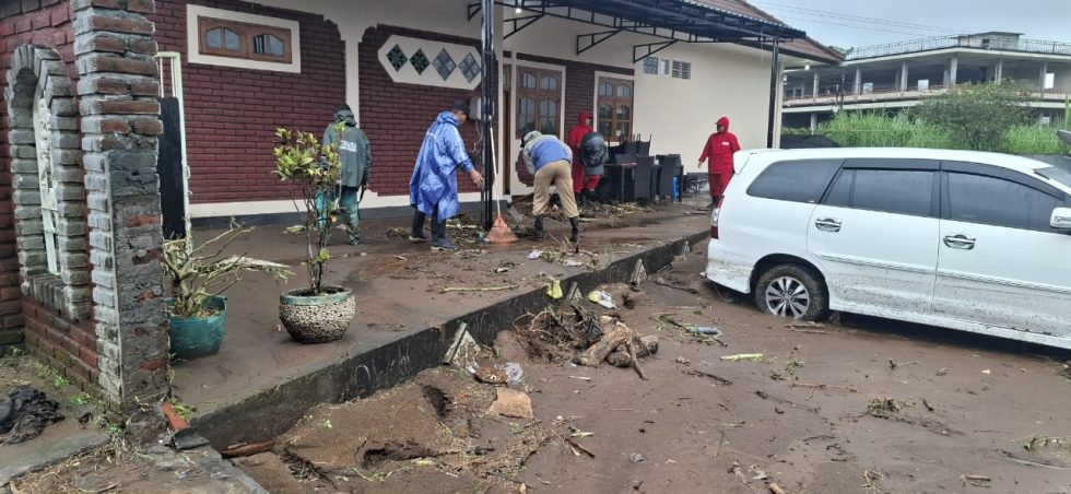 Banjir dan Longsor Terjang Desa Pancasari, Puluhan KK Terdampak