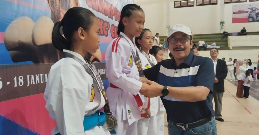 Ratusan Karateka Se-Bali Ramaikan SKC Cup I Inkai Buleleng
