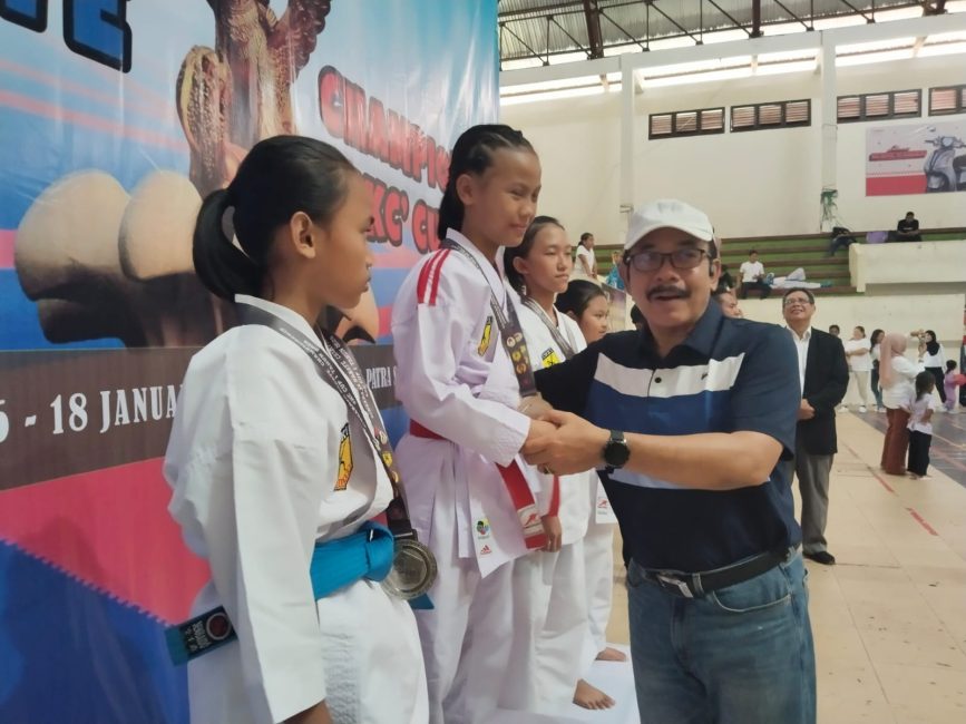 Ratusan Karateka Se-Bali Ramaikan SKC Cup I Inkai Buleleng