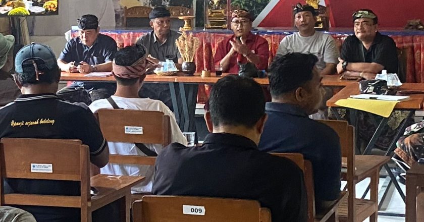 Pemdes Panji Konsisten Rawat Hutan