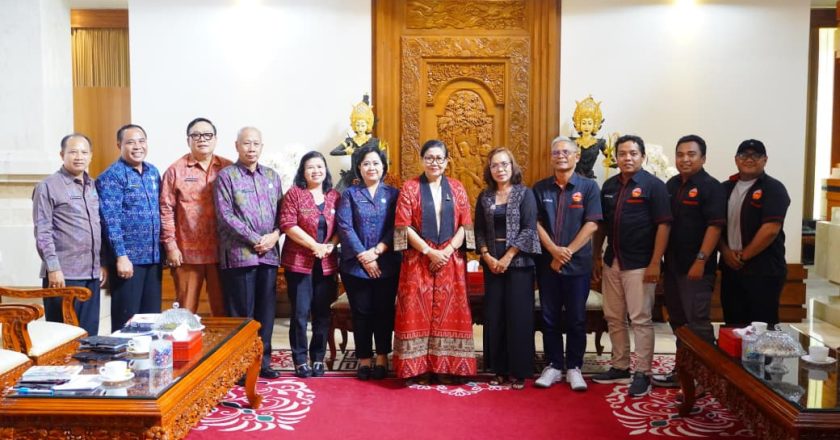 Radio Berperan Sosialisasikan Pengelolaan Sampah Berbasis Sumber