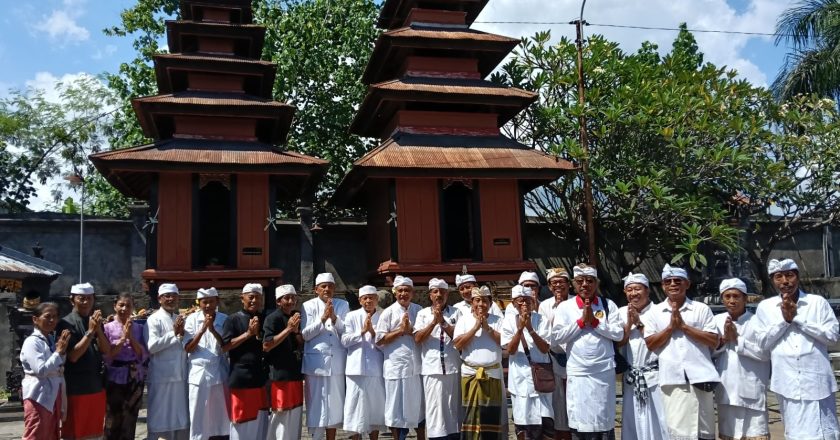Satu Abad Berlalu, Pelinggih Pura Segara Buleleng Direhab