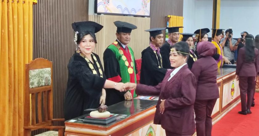 STIKes Buleleng Wisuda 146 Tenaga Kesehatan, Siap Kerja hingga Luar Negeri