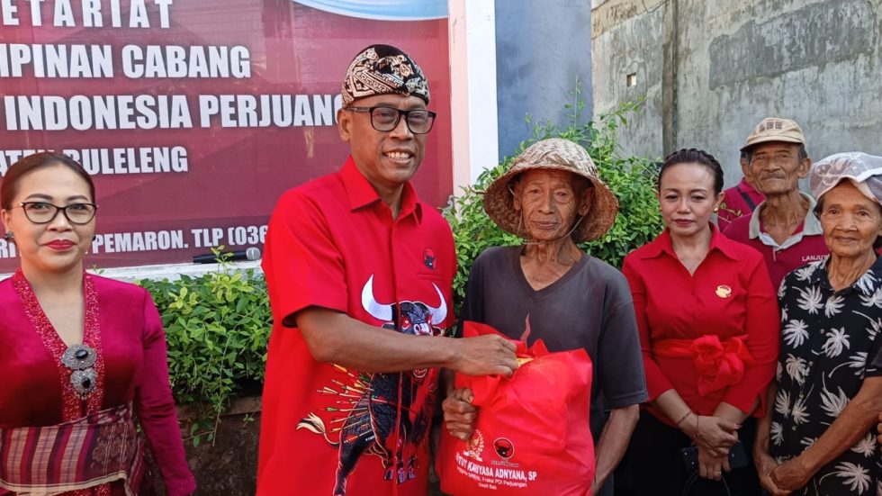 PDIP Buleleng Peringati Hari Lahir Pancasila dengan Aksi Sosial