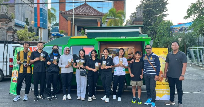 Kejaksaan Negeri Buleleng Hadir di Car Free Day, Warga Antusias Manfaatkan Layanan Hukum Gratis