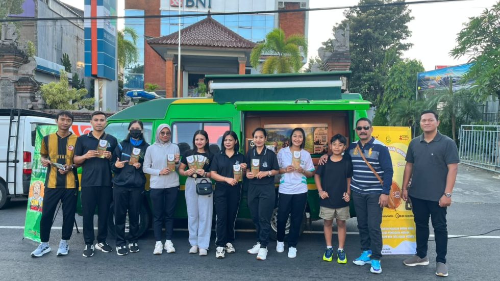 Kejaksaan Negeri Buleleng Hadir di Car Free Day, Warga Antusias Manfaatkan Layanan Hukum Gratis