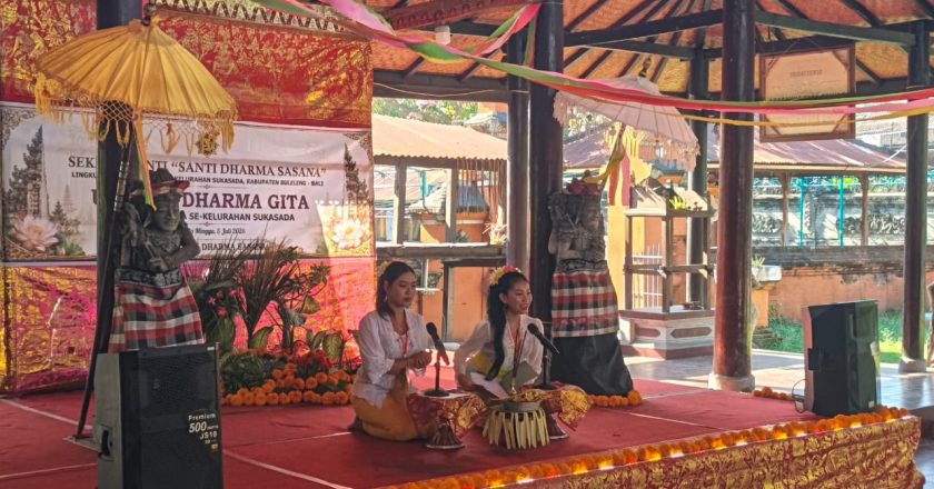 Sekeha Santi Dharma Sasana Gelar Utsawa Dharma Gita Yowana Se-Kelurahan Sukasada