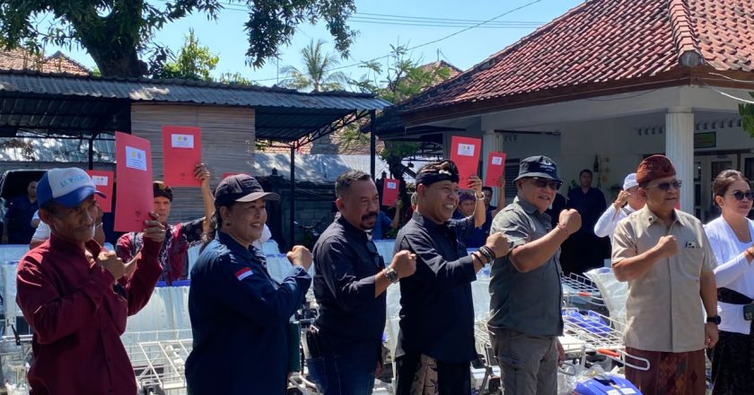 Subak Di Buleleng Terima Belasan ALSINTAN